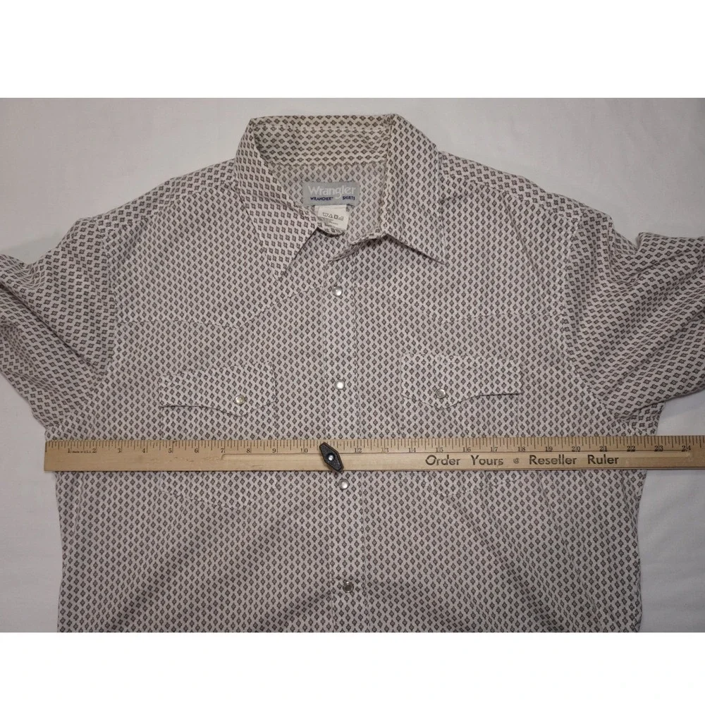 Wrangler Large Short Sleeve Geometric Western Snap Shirt White Brown